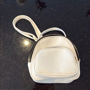White backpack shoulder bag never used